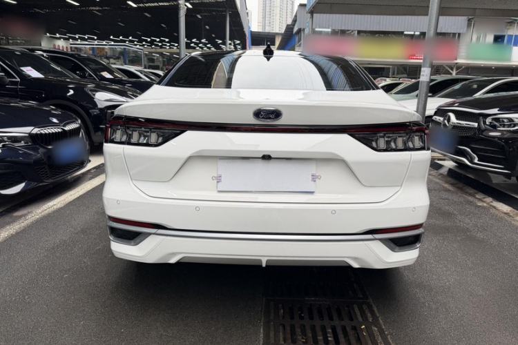 Used Ford Mondeo 2022 EcoBoost 245 Luxury Model Exterior 5