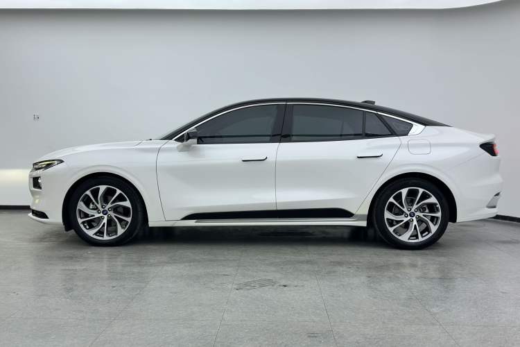 Used Ford Mondeo 2022 Facelifted EcoBoost 245 Ultimate Edition Exterior 6