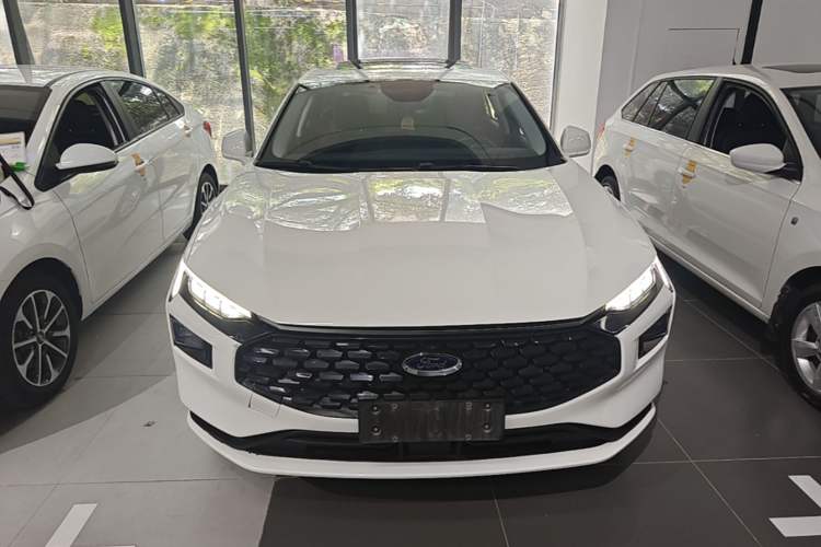 Used Ford Mondeo 2022 Facelifted EcoBoost 245 Fashion Edition Front