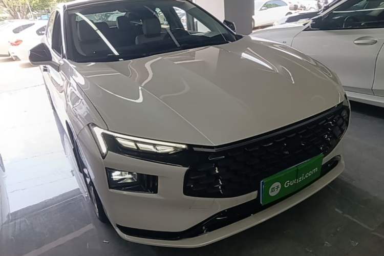 Used Ford Mondeo 2022 Restyled EcoBoost 245 Luxury Version Front Right 45 Deg