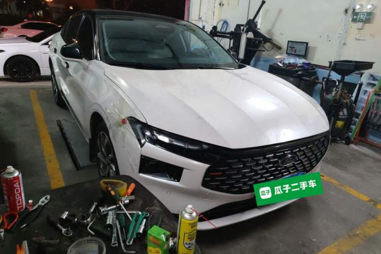 Used Ford Mondeo 2022 EcoBoost 245 Ultimate Model Front Right 45 Deg