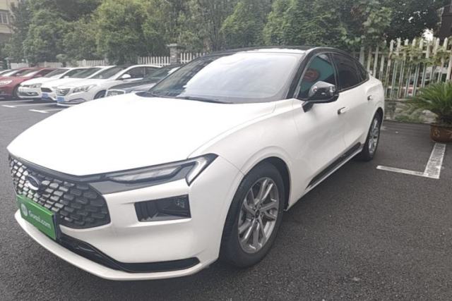 Ford Mondeo 2022 Restyled EcoBoost 245 Luxury Version usado