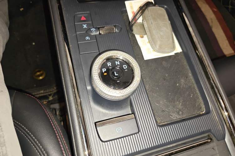 Used Ford Mondeo 2022 Restyled EcoBoost 245 Luxury Version Gear Lever
