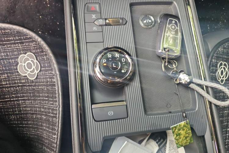 Used Ford Mondeo 2022 Restyled EcoBoost 245 Luxury Version Gear Lever