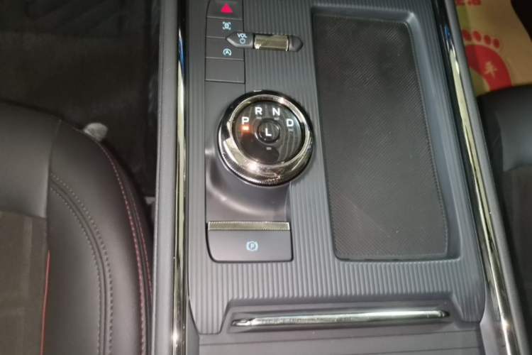 Used Ford Mondeo 2022 Restyled EcoBoost 245 Luxury Version Gear Lever