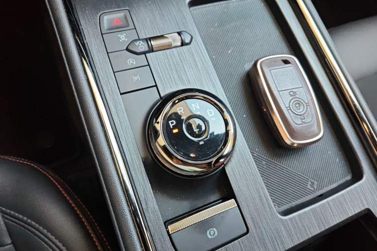 Used Ford Mondeo 2022 Facelifted EcoBoost 245 Ultimate Edition Gear Lever