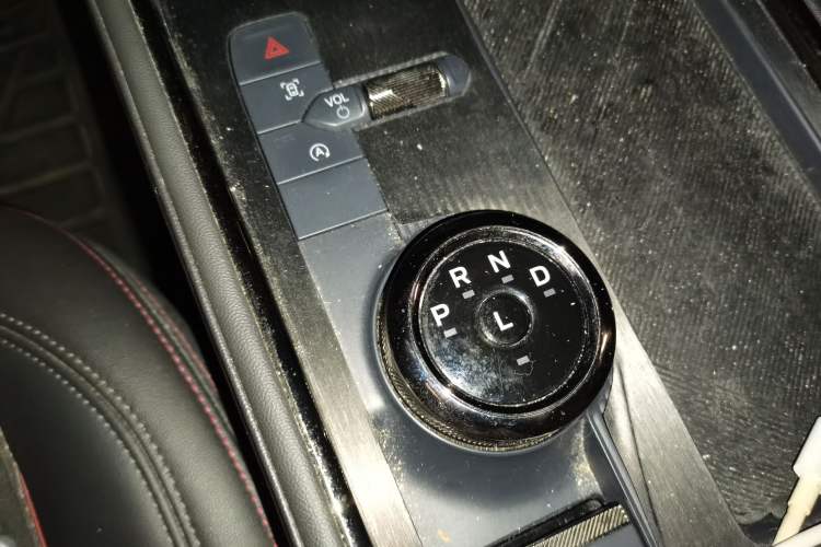 Used Ford Mondeo 2022 Restyled EcoBoost 245 Luxury Version Gear Lever