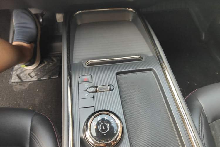 Used Ford Mondeo 2022 EcoBoost 245 Luxury Model Gear Lever
