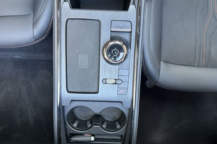 Used Ford Mondeo 2022 Facelifted EcoBoost 245 Ultimate Edition Gear Lever