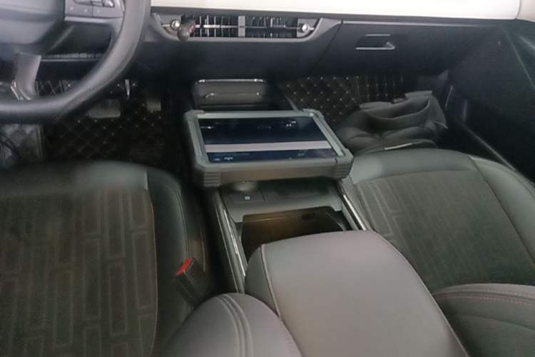Used Ford Mondeo 2022 Restyled EcoBoost 245 Luxury Version Gear Lever