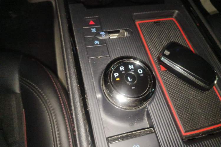 Used Ford Mondeo 2022 Restyled EcoBoost 245 Luxury Version Gear Lever