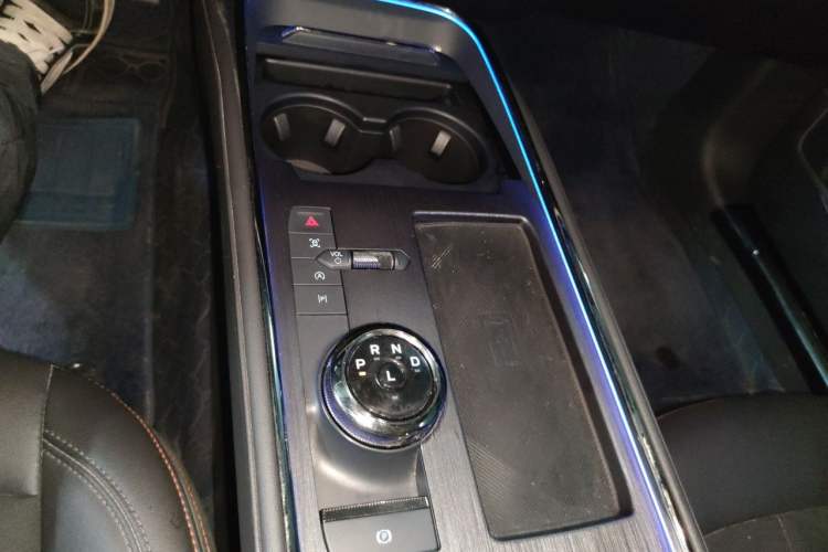 Used Ford Mondeo 2022 EcoBoost 245 Ultimate Model Gear Lever