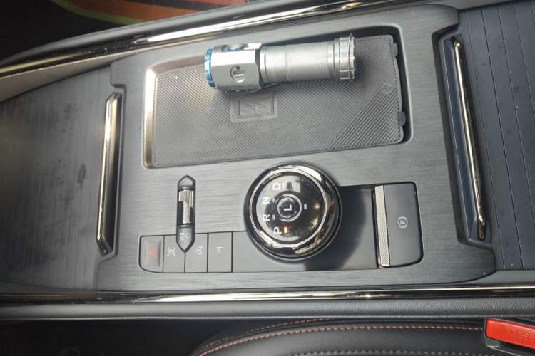 Used Ford Mondeo 2022 EcoBoost 245 Ultimate Model Gear Lever