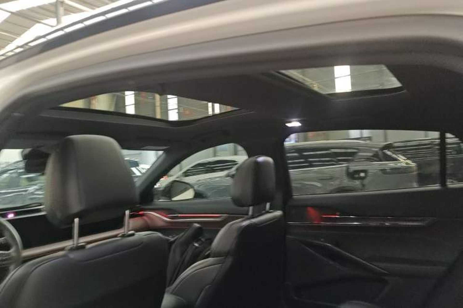 Used Ford Mondeo 2022 Facelifted EcoBoost 245 Ultimate Edition Headliner