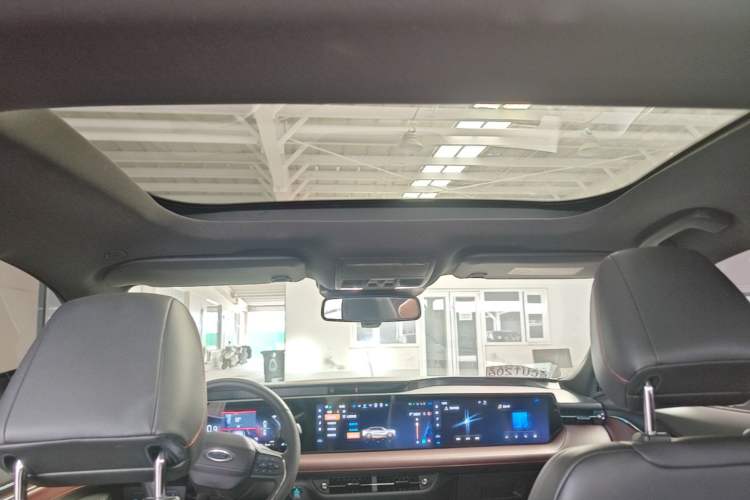 Used Ford Mondeo 2022 EcoBoost 245 Ultimate Model Headliner