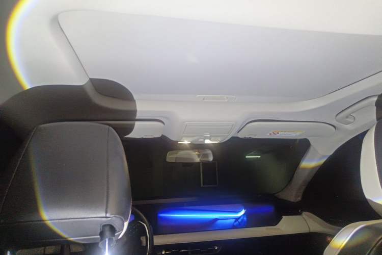 Used Ford Mondeo 2022 Restyled EcoBoost 245 Luxury Version Headliner