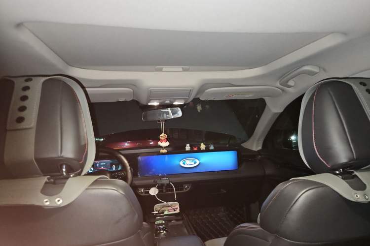 Used Ford Mondeo 2022 Restyled EcoBoost 245 Luxury Version Headliner