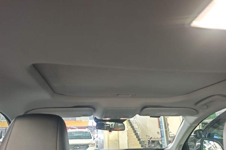 Used Ford Mondeo 2022 Restyled EcoBoost 245 Luxury Version Headliner