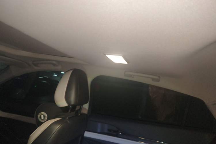 Used Ford Mondeo 2022 Restyled EcoBoost 245 Luxury Version Headliner
