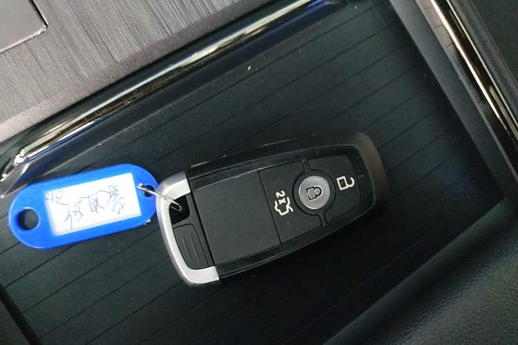 Used Ford Mondeo 2022 EcoBoost 245 Ultimate Model Interior 1