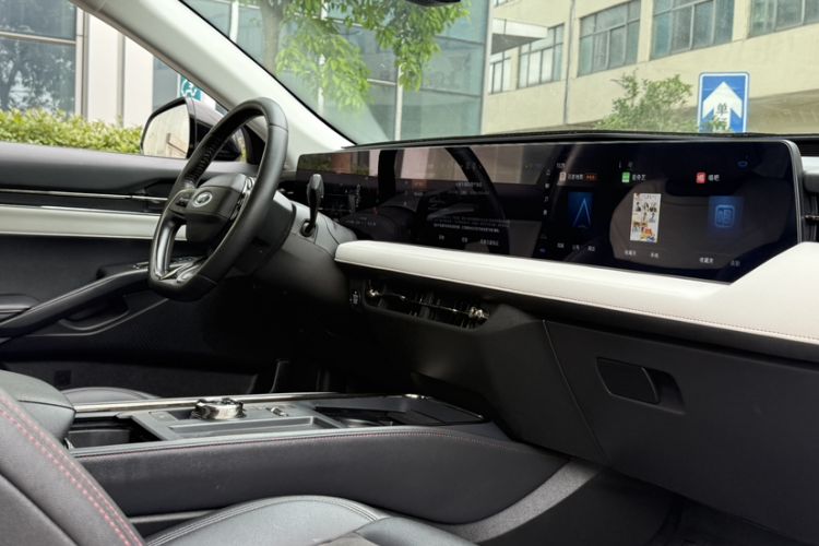 Used Ford Mondeo 2022 EcoBoost 245 Luxury Model Interior 2