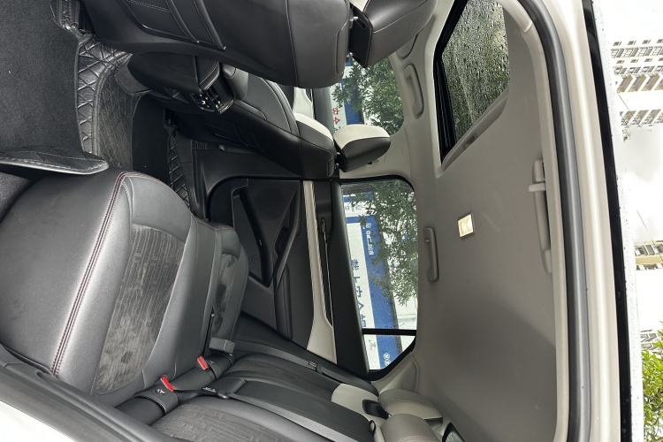 Used Ford Mondeo 2022 EcoBoost 245 Luxury Model Interior 2