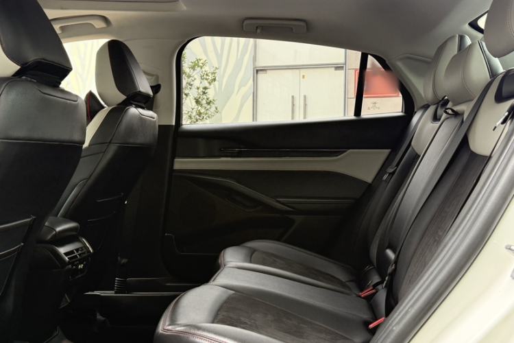 Used Ford Mondeo 2022 EcoBoost 245 Luxury Model Interior 3