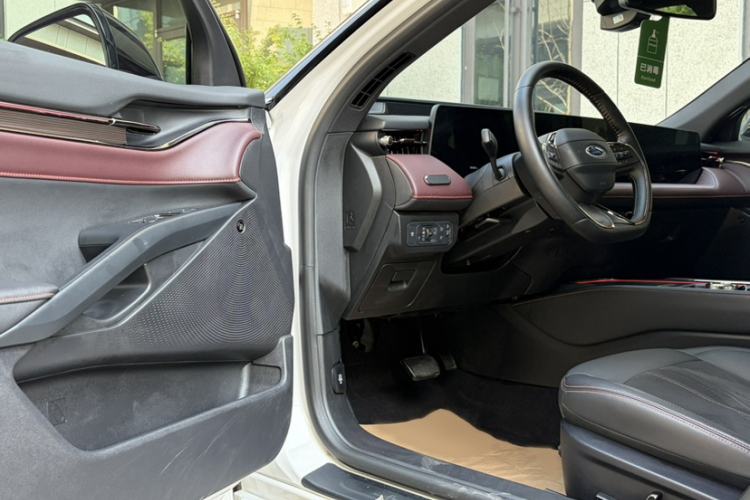 Used Ford Mondeo 2022 Facelifted EcoBoost 245 Ultimate Edition Interior 3