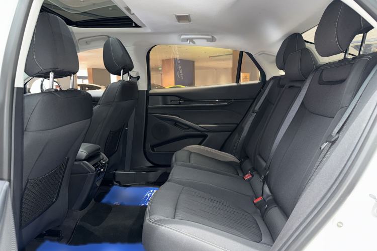Used Ford Mondeo 2022 Facelifted EcoBoost 245 Fashion Edition Interior 4