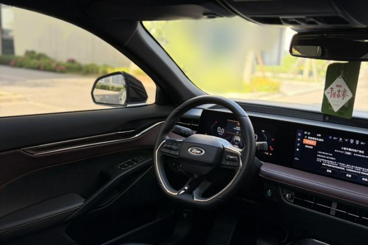 Used Ford Mondeo 2022 Facelifted EcoBoost 245 Ultimate Edition Interior 4