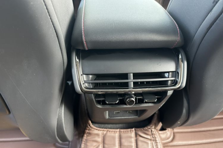 Used Ford Mondeo 2022 Restyled EcoBoost 245 Luxury Version Interior 9