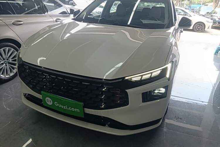 Used Ford Mondeo 2022 Restyled EcoBoost 245 Luxury Version Guazi used car, China used car export, Used car for sale, Used  cars, Cheapest cars for sale