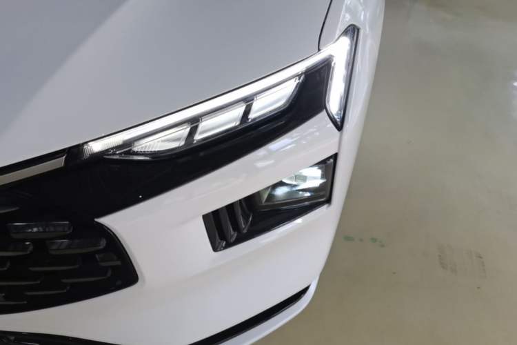 Used Ford Mondeo 2022 Restyled EcoBoost 245 Luxury Version Left Front Headlight
