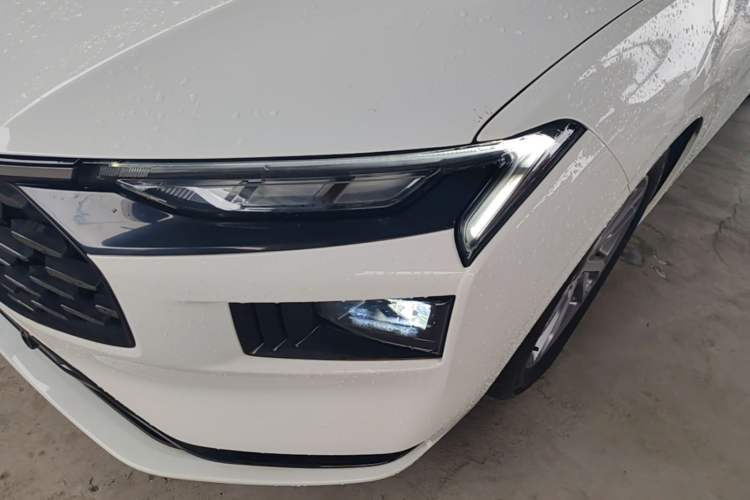 Used Ford Mondeo 2022 Restyled EcoBoost 245 Luxury Version Left Front Headlight