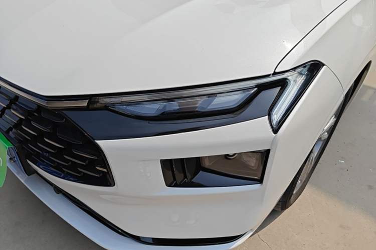 Used Ford Mondeo 2022 Restyled EcoBoost 245 Luxury Version Left Front Headlight