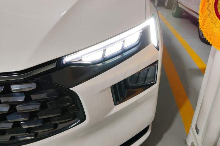 Used Ford Mondeo 2022 Restyled EcoBoost 245 Luxury Version Left Front Headlight