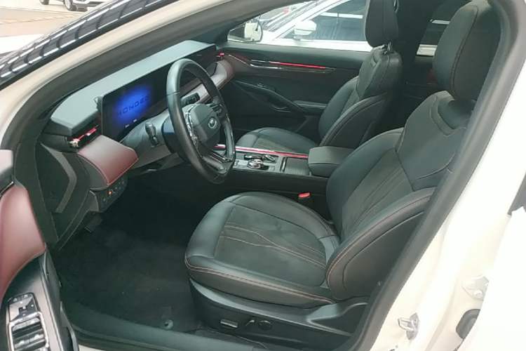 Used Ford Mondeo 2022 Facelifted EcoBoost 245 Ultimate Edition Left Front Seat