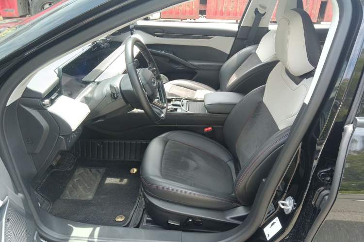Used Ford Mondeo 2022 Restyled EcoBoost 245 Luxury Version Left Front Seat