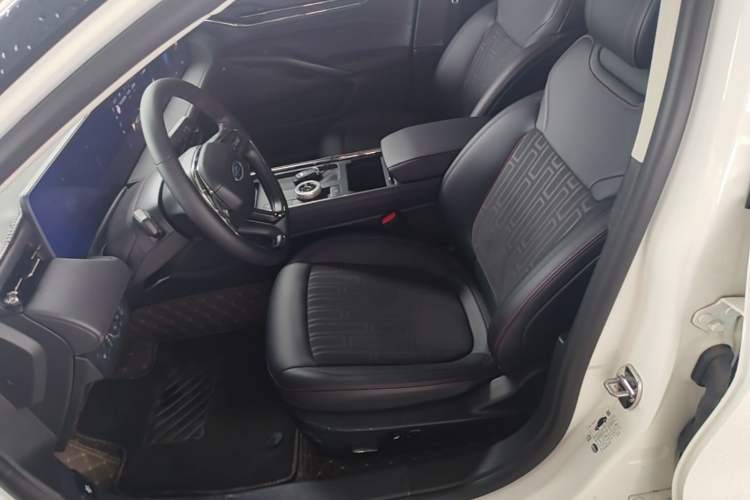 Used Ford Mondeo 2022 Restyled EcoBoost 245 Luxury Version Left Front Seat