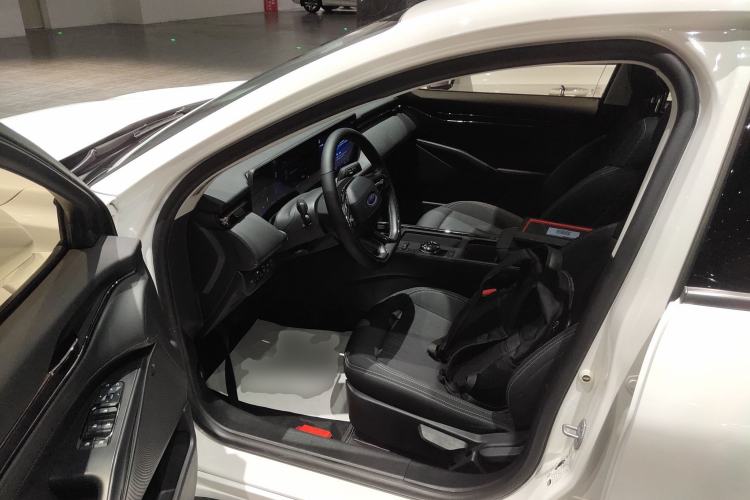 Used Ford Mondeo 2022 Facelifted EcoBoost 245 Fashion Edition Left Front Seat