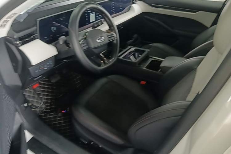 Used Ford Mondeo 2022 Restyled EcoBoost 245 Luxury Version Left Front Seat
