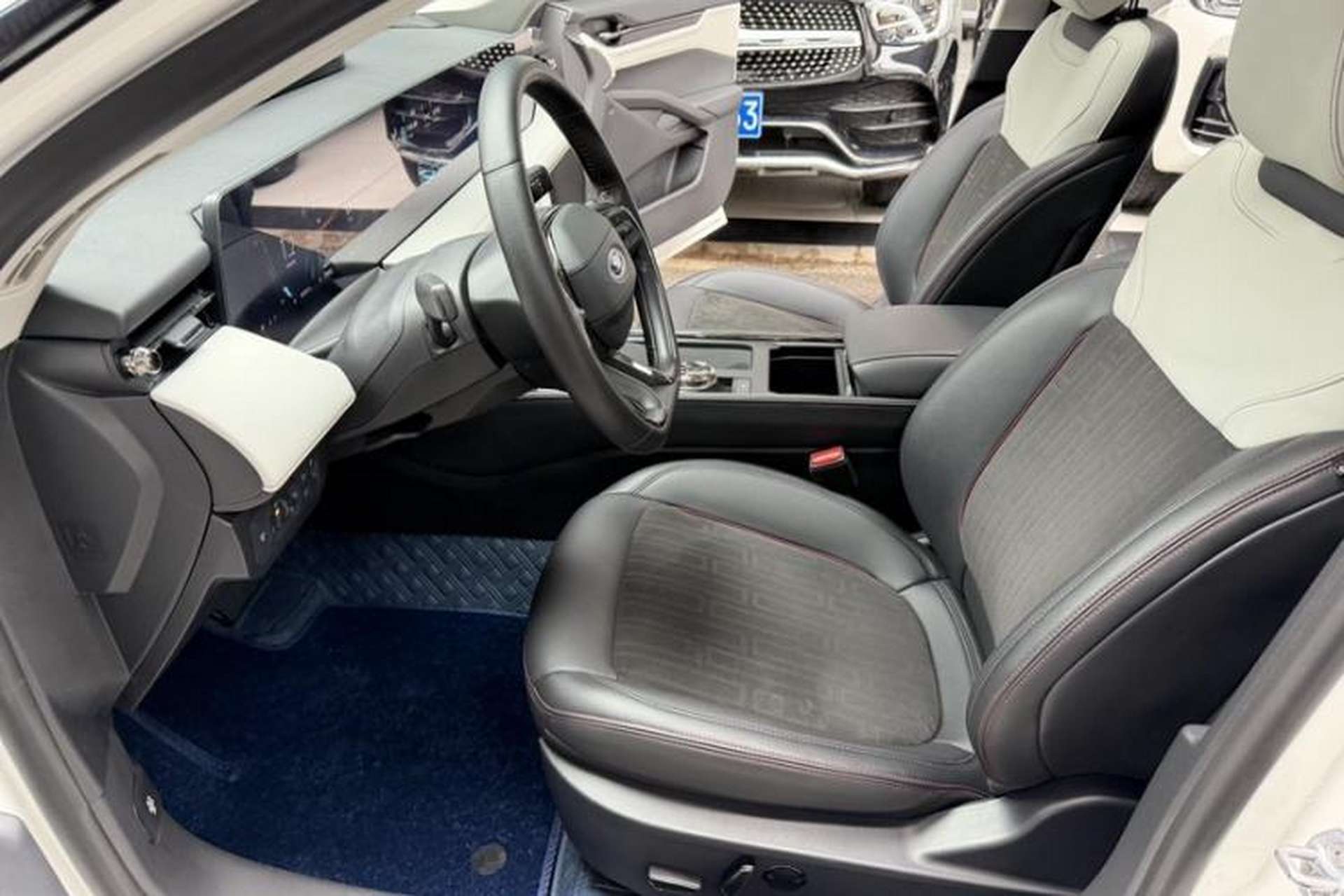 Used Ford Mondeo 2022 EcoBoost 245 Luxury Model Left Front Seat