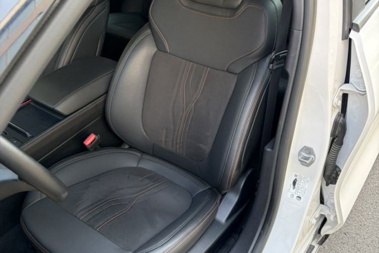 Used Ford Mondeo 2022 Facelifted EcoBoost 245 Ultimate Edition Left Front Seat