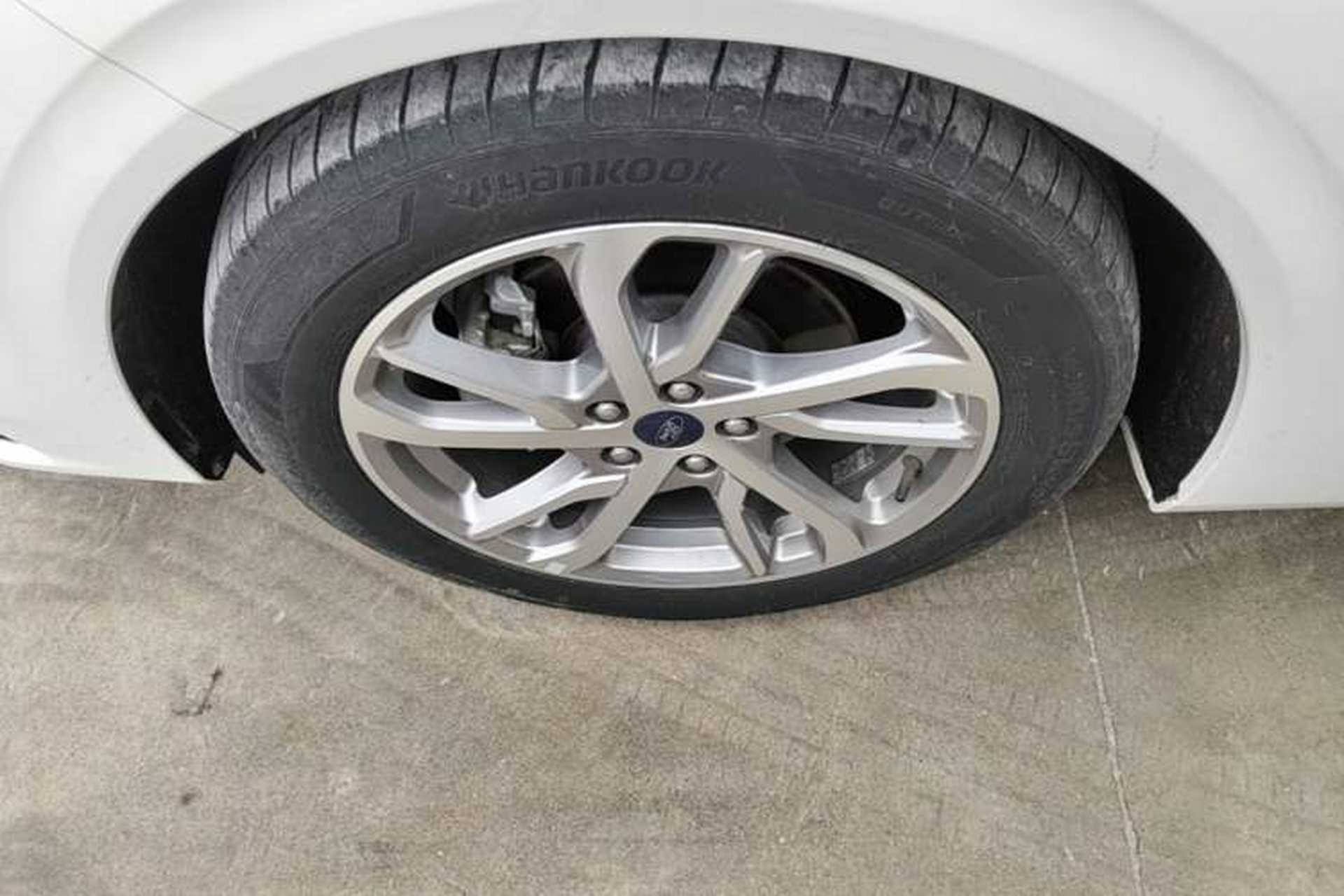 Used Ford Mondeo 2022 Restyled EcoBoost 245 Luxury Version Left Front Wheel Hub