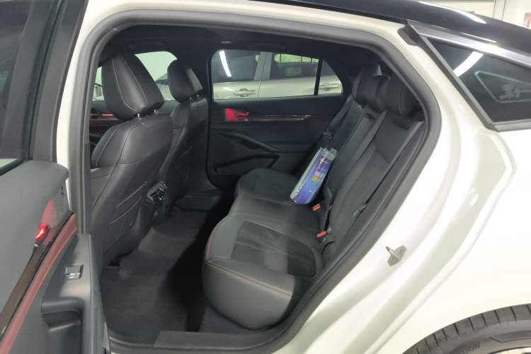 Used Ford Mondeo 2022 Facelifted EcoBoost 245 Ultimate Edition Left Rear Seat