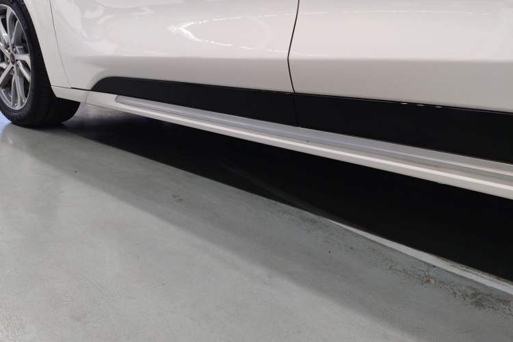 Used Ford Mondeo 2022 Restyled EcoBoost 245 Luxury Version Left Side Sill