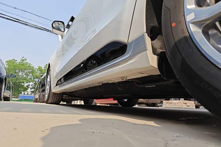 Used Ford Mondeo 2022 Restyled EcoBoost 245 Luxury Version Left Side Sill