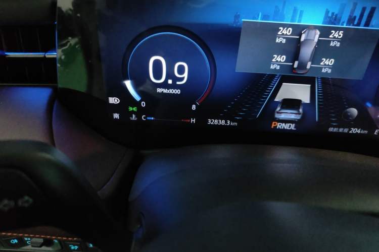 Used Ford Mondeo 2022 EcoBoost 245 Ultimate Model Odometer Close Up