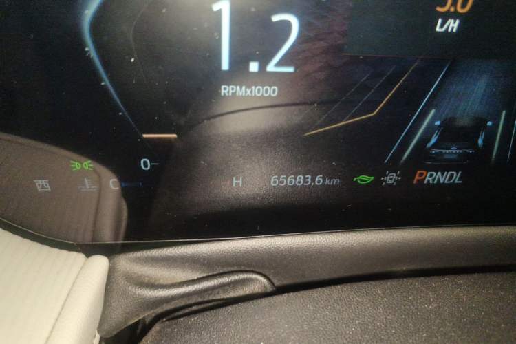 Used Ford Mondeo 2022 Restyled EcoBoost 245 Luxury Version Odometer Close Up