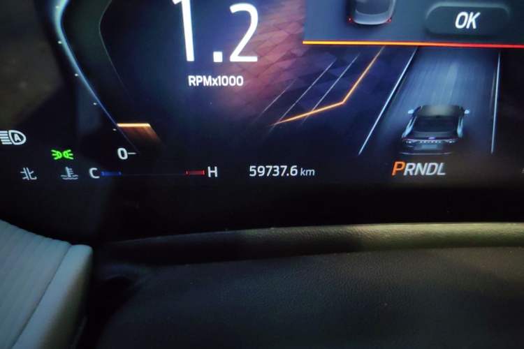 Used Ford Mondeo 2022 EcoBoost 245 Luxury Model Odometer Close Up